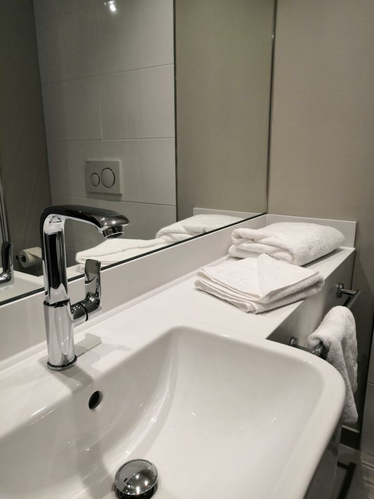 hotel sink